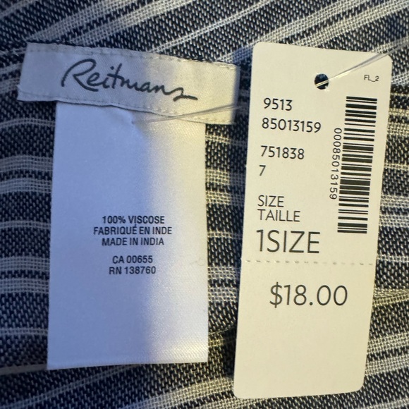 Two new scarves with tags - Picture 4 of 6